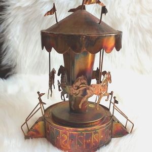 Creepy musical carrousel rustic look